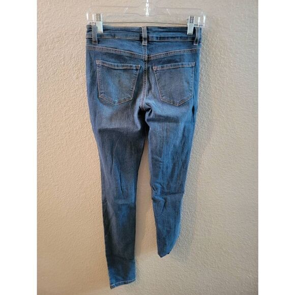 Refuge Women's Distressed Skinny Jeans Stretch Ripped Blue Medium Wash Size 0 - Picture 2 of 3